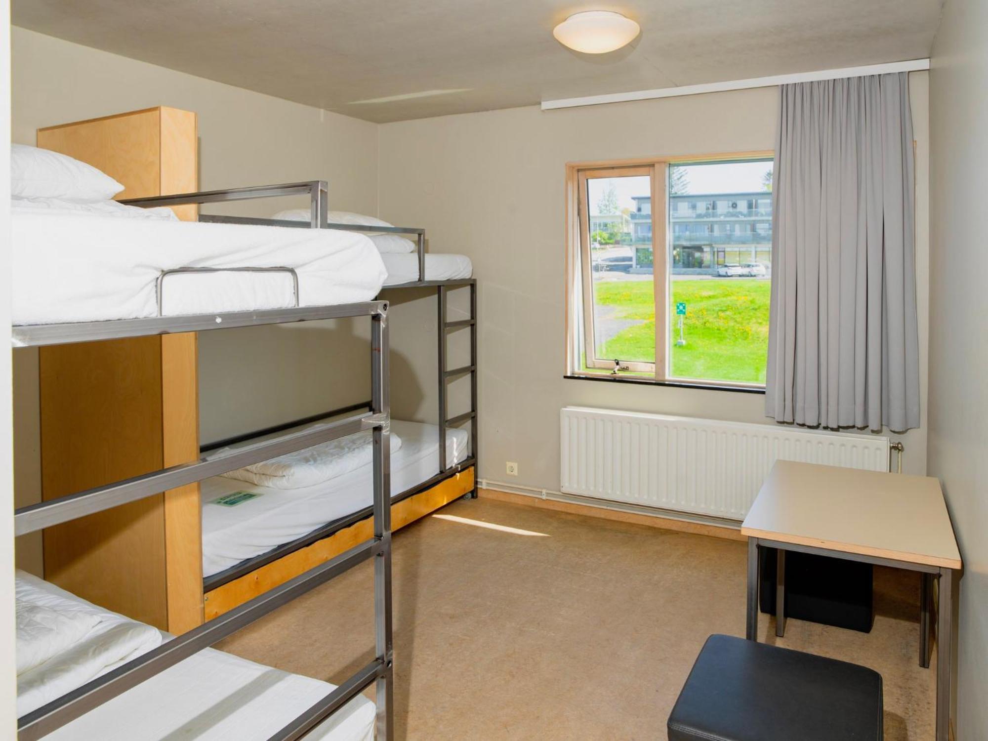 Single bed in 4-Bed MIXED Dorm with Private Bathroom,1685069721:JPEG